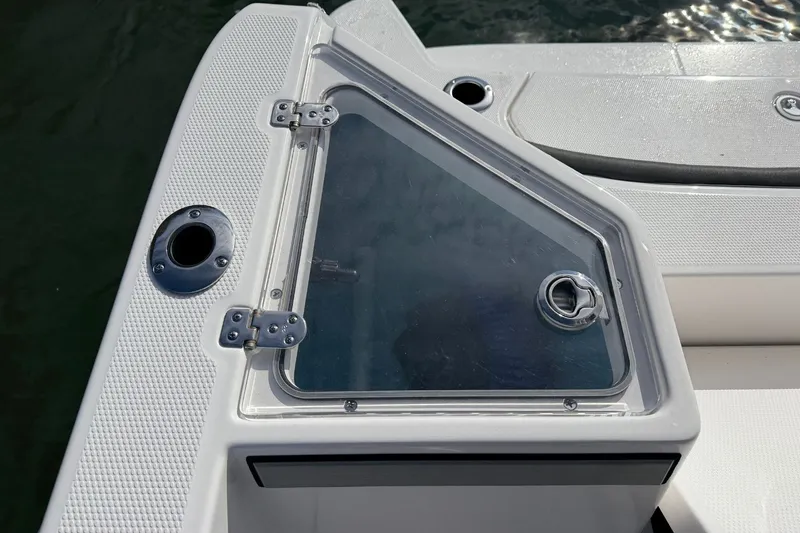 Slide: The Image of Yamaha 222 FSH Sport E 2026 - 10