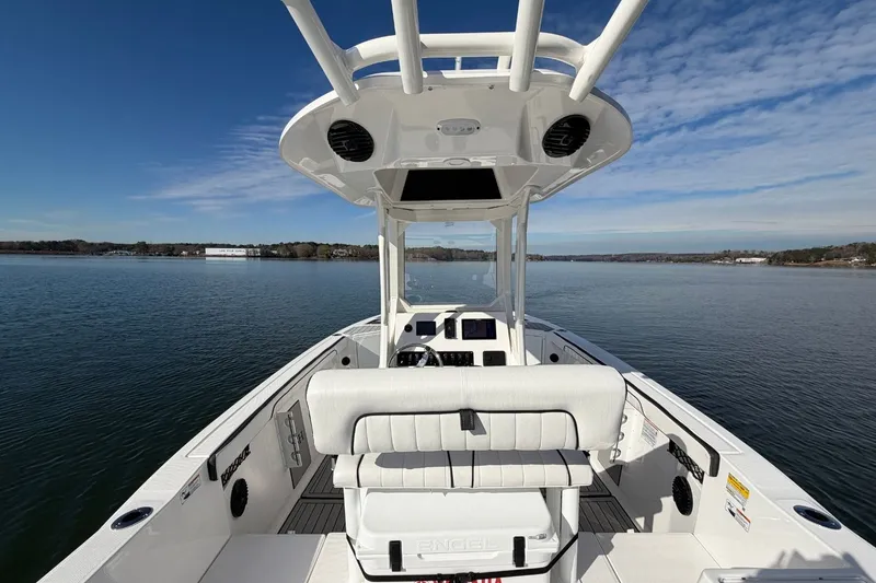 Slide: The Image of Yamaha 222 FSH Sport E 2026 - 15
