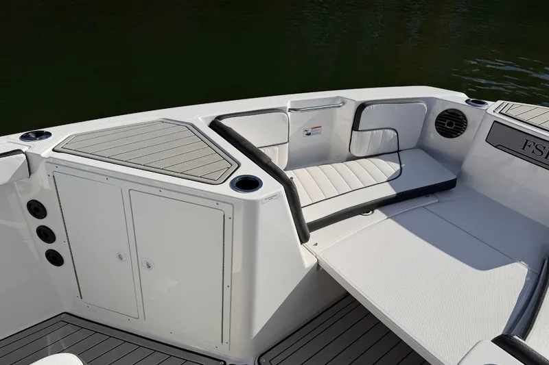 Slide: The Image of Yamaha 222 FSH Sport E 2026 - 34