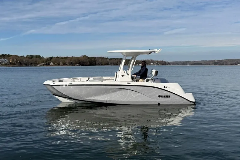 Slide: The Image of Yamaha 222 FSH Sport E 2026 - 6