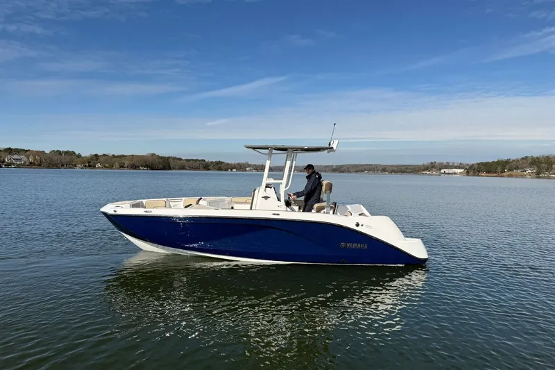 Slide: The Image of Yamaha 222 FSH Sport 2026 - 0