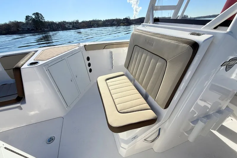 Slide: The Image of Yamaha 222 FSH Sport 2026 - 28
