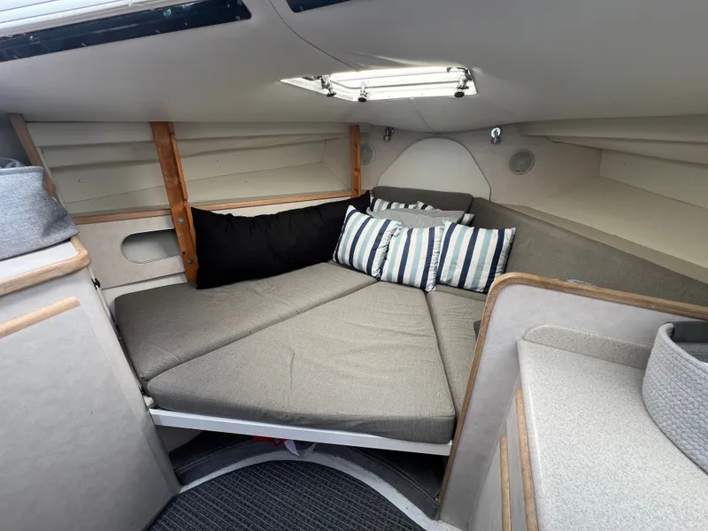 Slide: The Image of Blackfin 33 Flybridge 1996 - 22