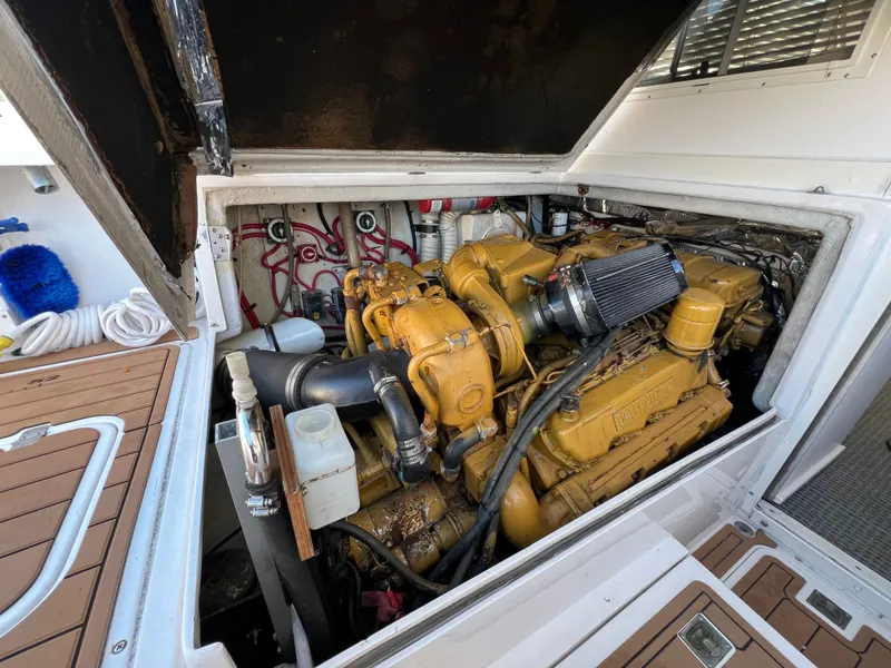 Slide: The Image of Blackfin 33 Flybridge 1996 - 30