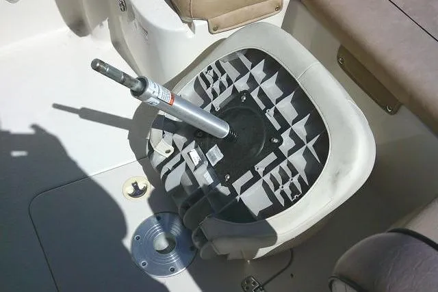 Slide: The Image of 2023 Carolina Skiff 26 Ultra Elite boat seat base with adjustable pedestal. - 20