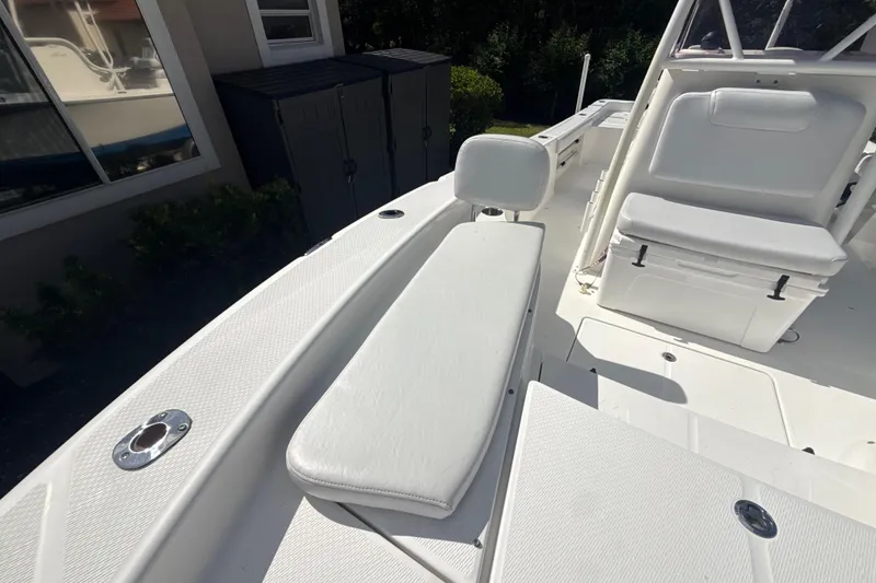 Slide: The Image of Blue Wave 2800 Pure Hybrid 2019 - 60