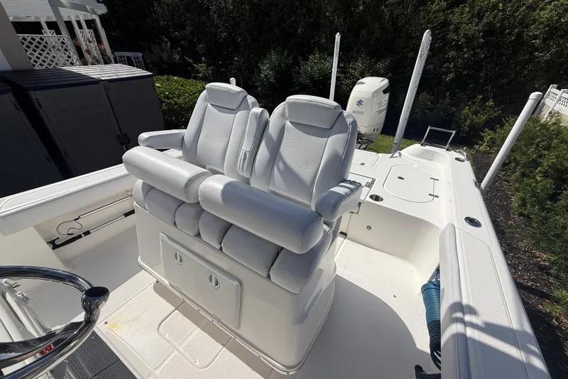 Slide: The Image of Blue Wave 2800 Pure Hybrid 2019 - 71