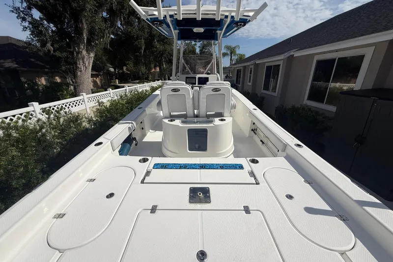 Slide: The Image of Blue Wave 2800 Pure Hybrid 2019 - 17