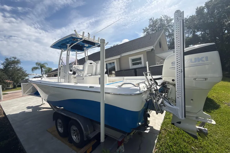 Slide: The Image of Blue Wave 2800 Pure Hybrid 2019 - 14