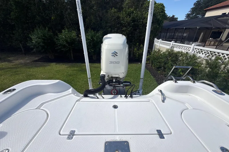 Slide: The Image of Blue Wave 2800 Pure Hybrid 2019 - 81