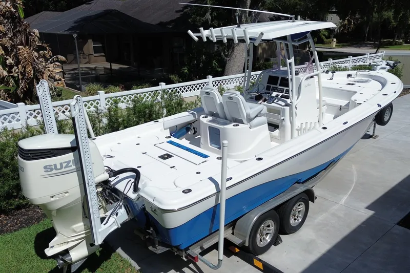 Slide: The Image of Blue Wave 2800 Pure Hybrid 2019 - 2