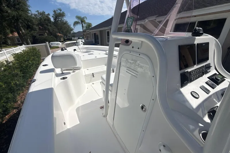 Slide: The Image of Blue Wave 2800 Pure Hybrid 2019 - 38
