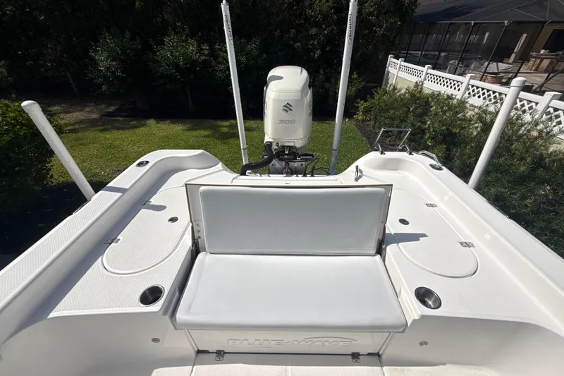 Slide: The Image of Blue Wave 2800 Pure Hybrid 2019 - 74