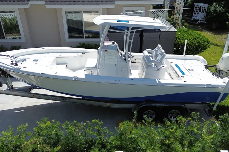 Slide: The Image of Blue Wave 2800 Pure Hybrid 2019 - 5
