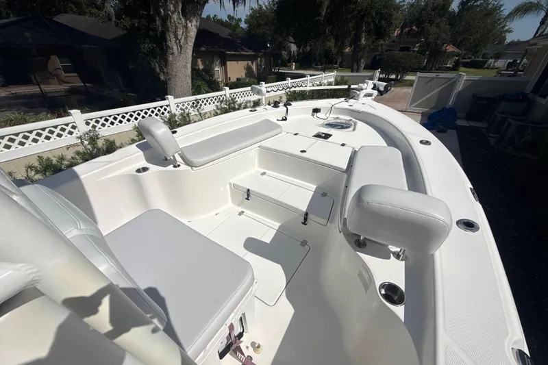 Slide: The Image of Blue Wave 2800 Pure Hybrid 2019 - 43