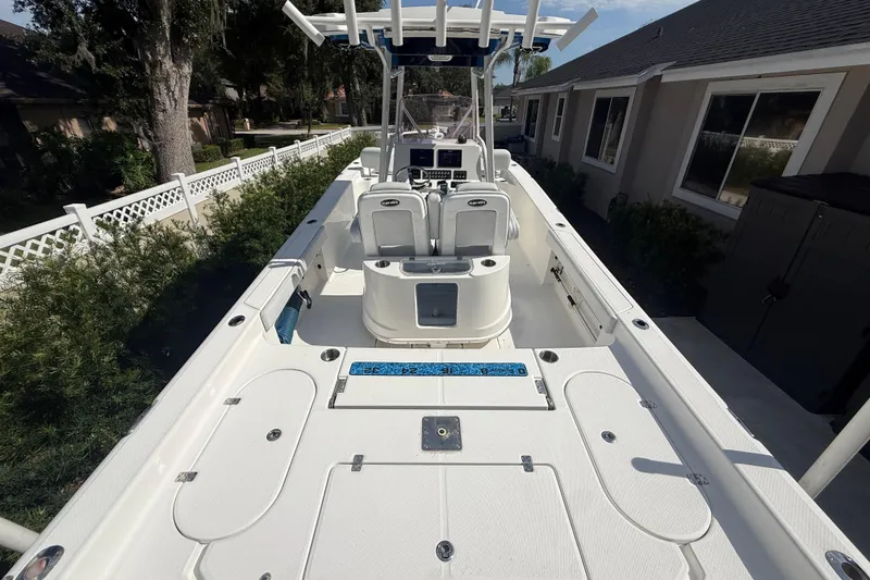 Slide: The Image of Blue Wave 2800 Pure Hybrid 2019 - 16