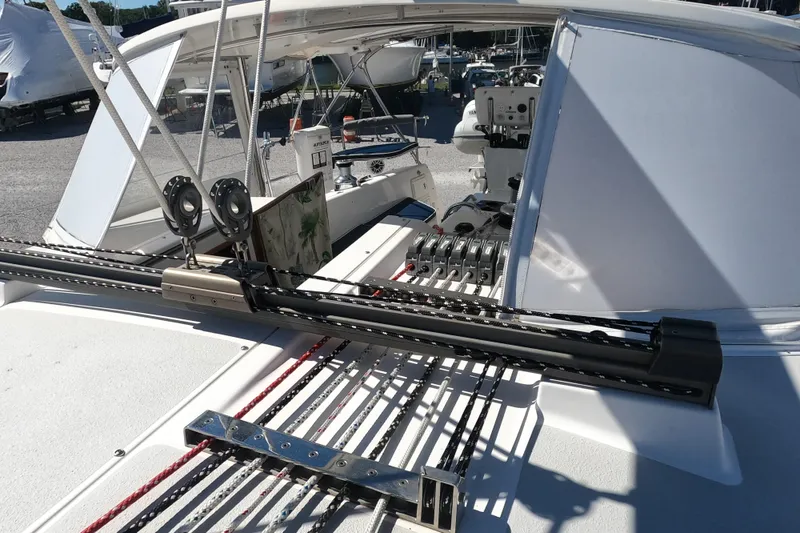 Slide: The Image of Deck view of 2005 Catalina Morgan 440 sailboat with rigging and equipment. - 15