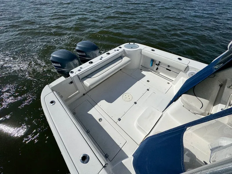 Slide: The Image of Robalo R305 Walkaround 2007 - 17