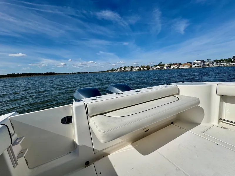 Slide: The Image of Robalo R305 Walkaround 2007 - 19