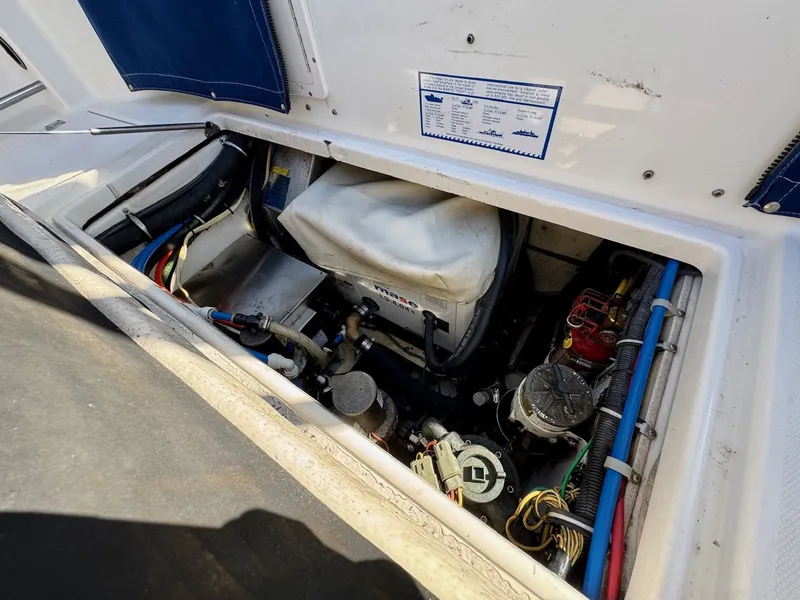 Slide: The Image of Robalo R305 Walkaround 2007 - 23