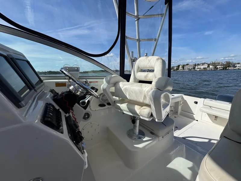 Slide: The Image of Robalo R305 Walkaround 2007 - 7