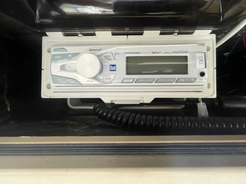 Slide: The Image of Albemarle 247 Express 1997 - 14