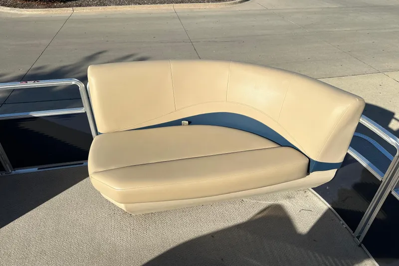 Slide: The Image of Beige seating on 2015 Harris FloteBote Cypress Cay Cambio 180 pontoon boat. - 4