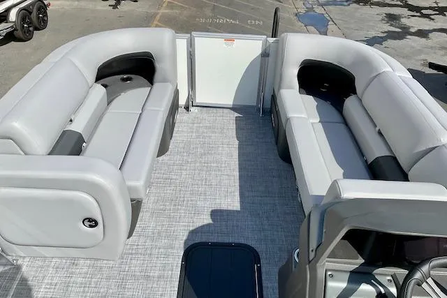 Slide: The Image of 2026 Sun Tracker Party Barge 22 RF XP3 interior with spacious seating and modern design. - 15