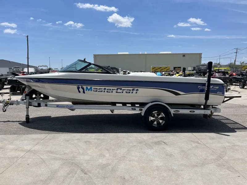 Slide: The Image of MasterCraft Prostar 190 1998 - 3