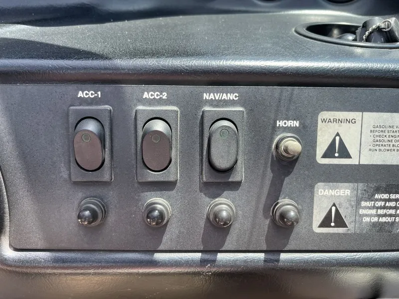 Slide: The Image of MasterCraft Prostar 190 1998 - 12