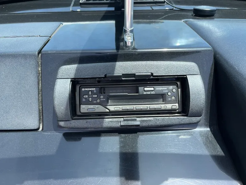 Slide: The Image of MasterCraft Prostar 190 1998 - 14
