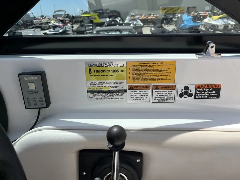 Slide: The Image of MasterCraft Prostar 190 1998 - 13