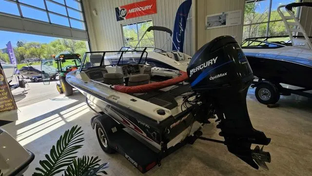 Slide: The Image of Warrior 1898 DC 2000 - 2