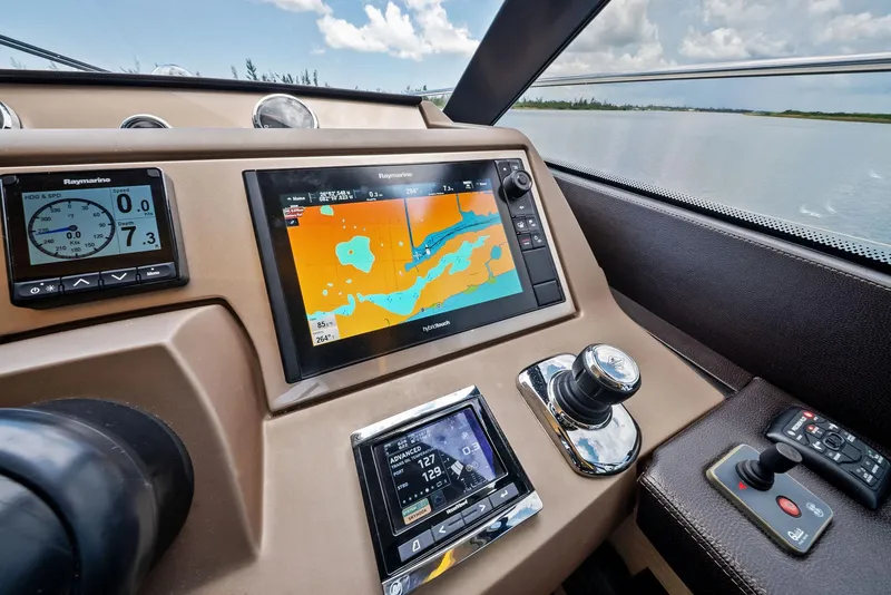 Slide: The Image of Prestige 560 2017 - 50