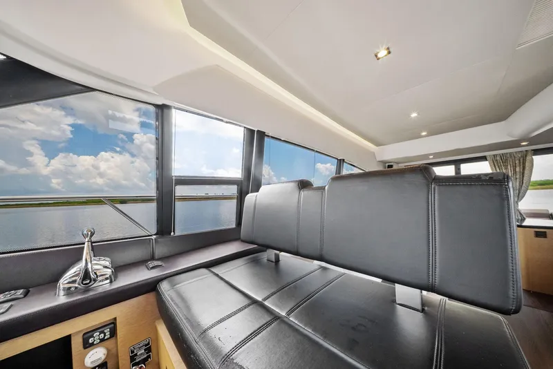 Slide: The Image of Prestige 560 2017 - 52