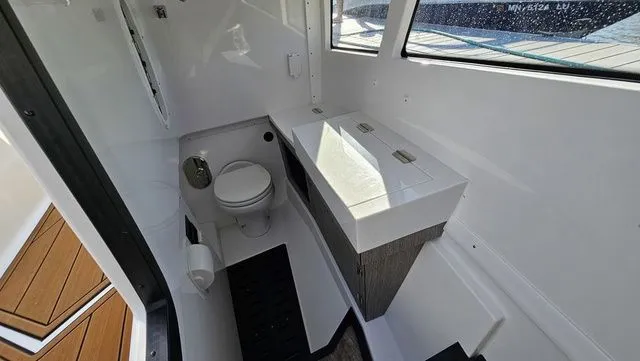 Slide: The Image of Monterey 378SS Super Sport 2022 - 28