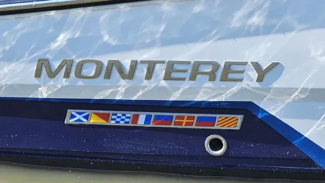 Slide: The Image of Monterey 305 Super Sport 2019 - 40