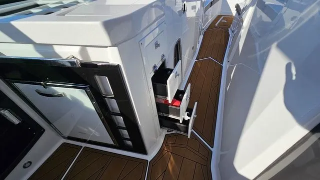 Slide: The Image of Monterey 378 Super Sport 2022 - 19