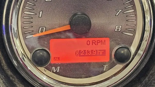 Slide: The Image of Yamaha 242 Limited S 2011 - 22