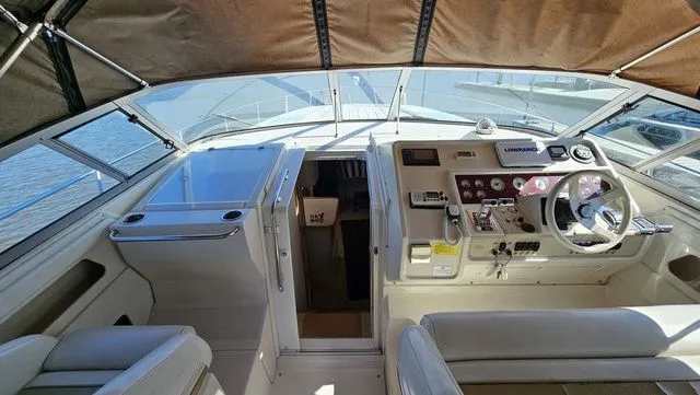 Slide: The Image of Cruisers 3775 Esprit 1995 - 12