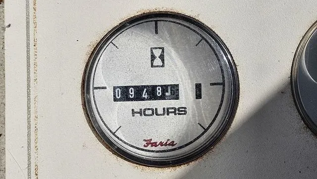 Slide: The Image of Cruisers Yachts 3775 Esprit 1995 - 34