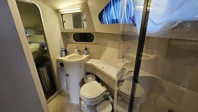 Slide: The Image of Carver 3467 Santego 1990 - 28