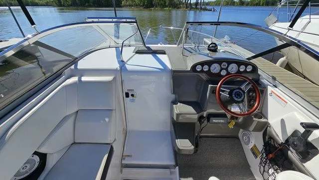 Slide: The Image of Regal 2565 Window Express 2008 - 12