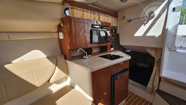 Slide: The Image of Regal 2565 Window Express 2008 - 17