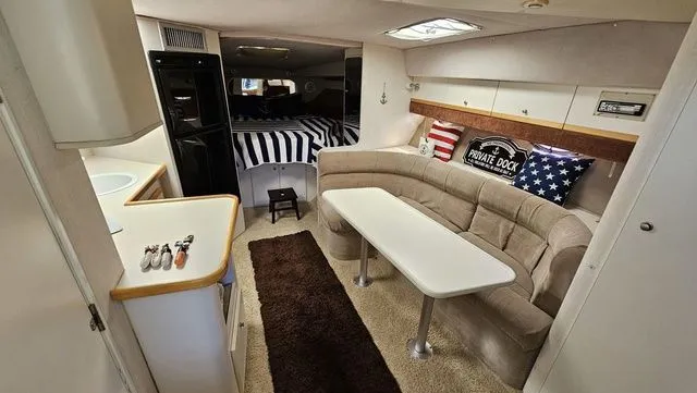 Slide: The Image of Cruisers 3775 Esprit 1995 - 29