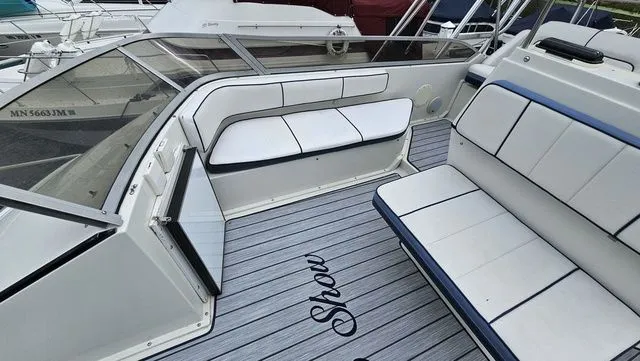 Slide: The Image of Carver Yachts 3467 Santego 1990 - 13