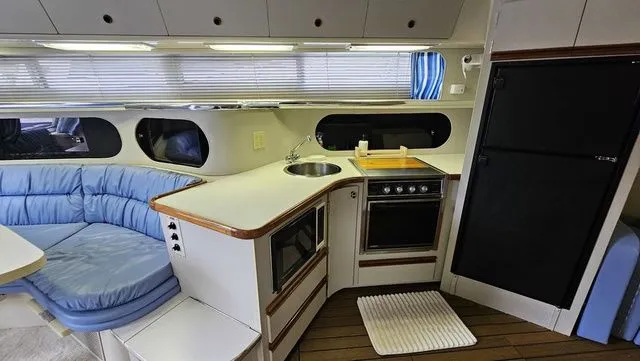 Slide: The Image of Carver Yachts 3467 Santego 1990 - 22