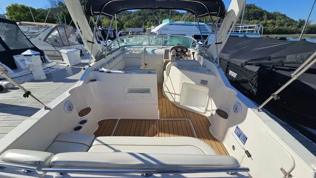 Slide: The Image of Rinker Fiesta Vee 270 2004 - 6