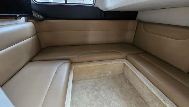 Slide: The Image of Monterey 282 Cruiser 2004 - 18