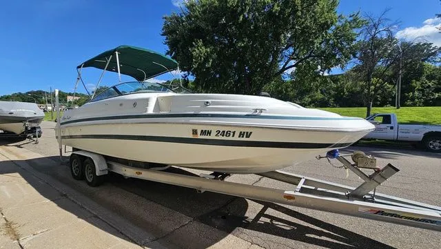 Slide: The Image of Chris-Craft 262 2000 - 4